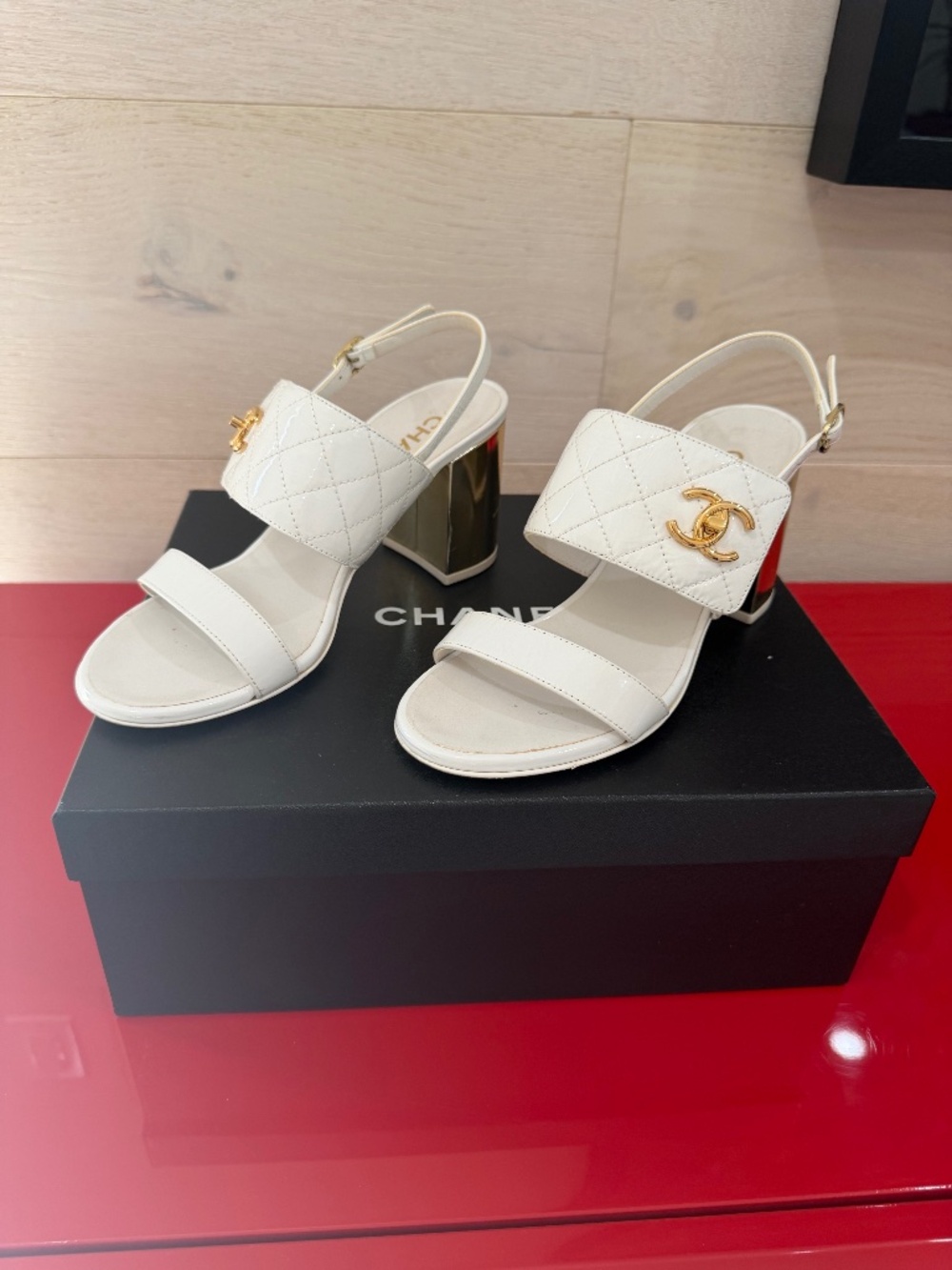 CHANEL WHITE SANDALS SIZE 37